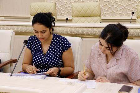 Стипендия эксперт гуруҳи иш бошлади