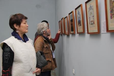 Дурдона асарлар намойиши